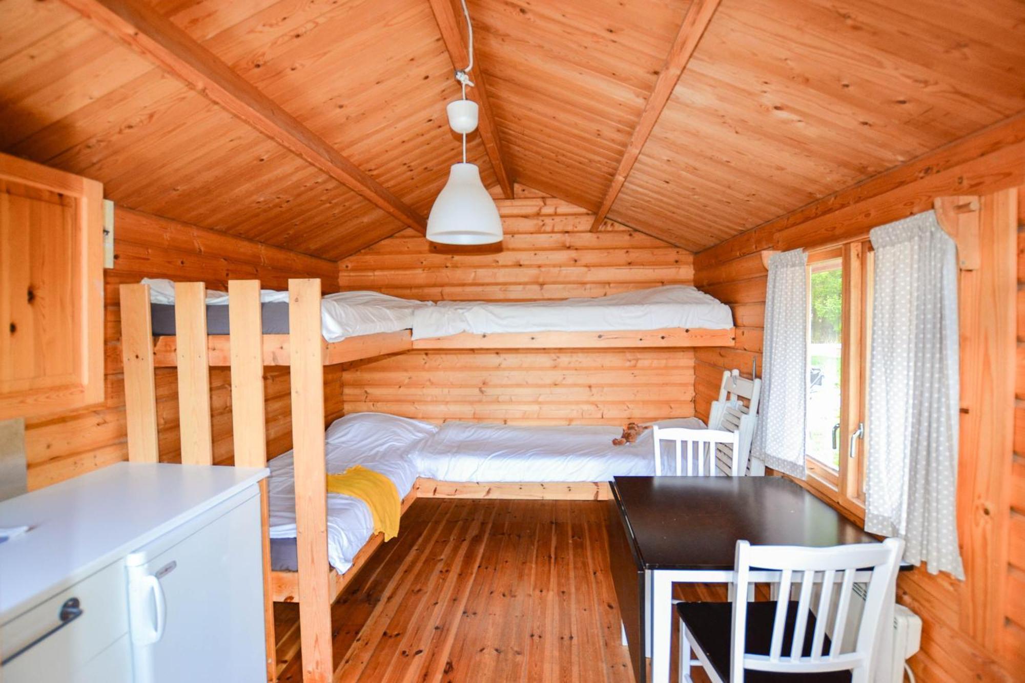 Arjaeng Camping & Stugor Sommarvik Habitación foto